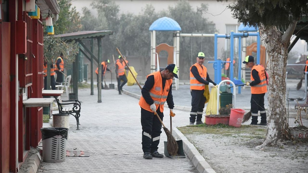 Altındağ Belediyesi'nden deprem bölgelerine temizlik desteği