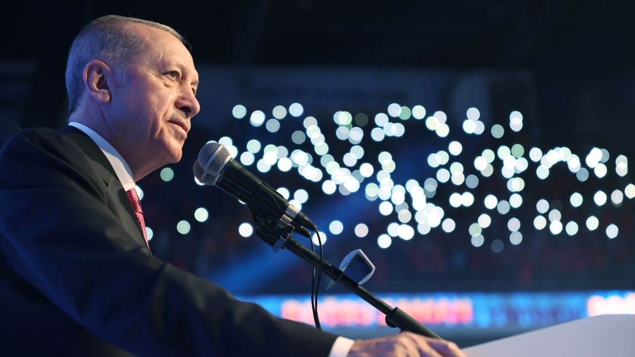 Cumhurbaşkanı Erdoğan canlı yayında seçim öncesi değerlendirme yaptı