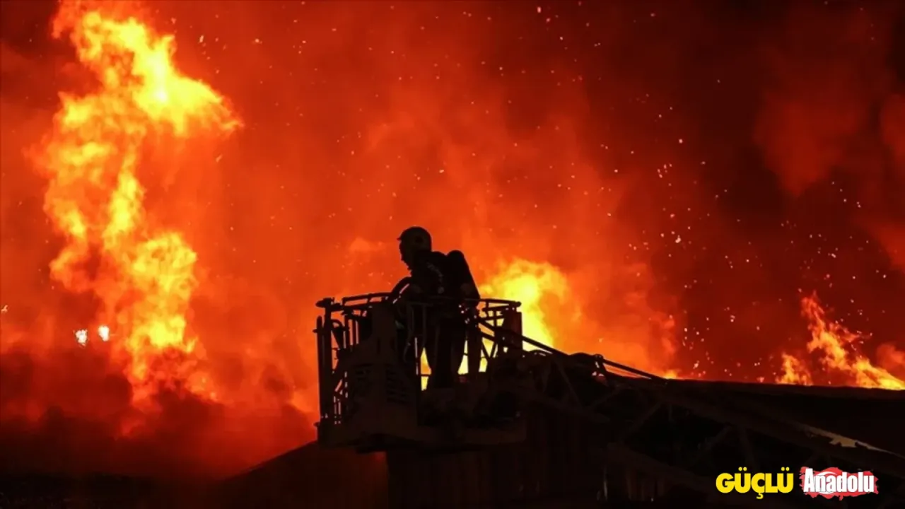 Ankara'da korkutan gece kondu yangını