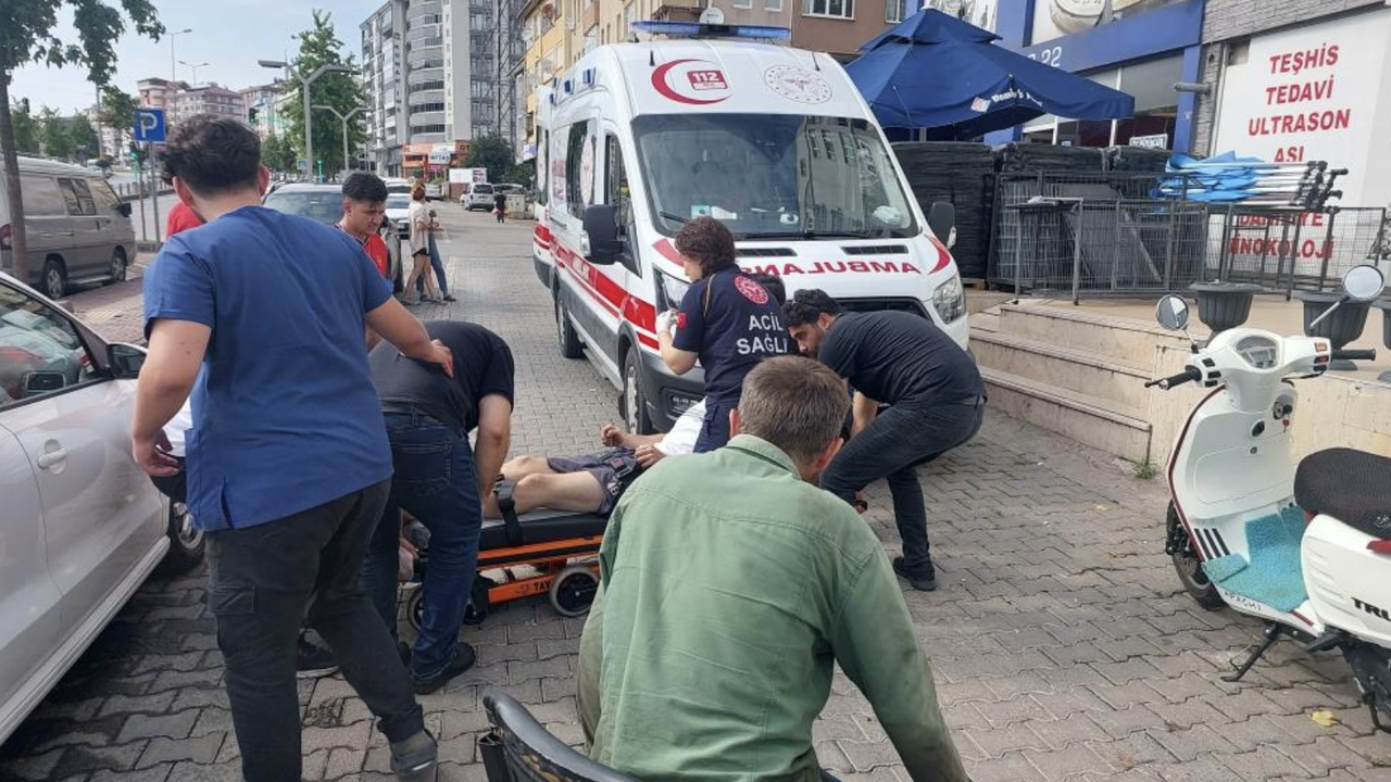 Zonguldak'ta motorsiklet yayaya çarptı! 2 kişi yaralandı!