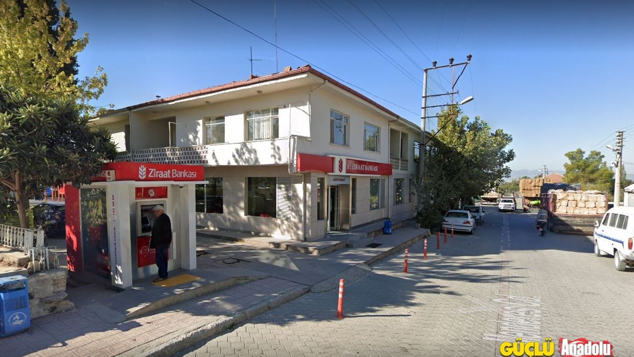 Akköy’ün tek banka şubesi kapanma noktasında