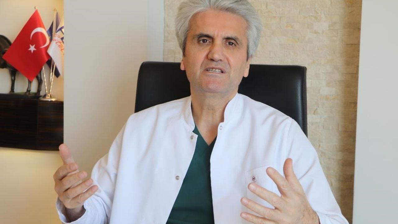 Prof. Dr. Hayati Akbaş: ''Jinekomasti tedavi edilmeli''