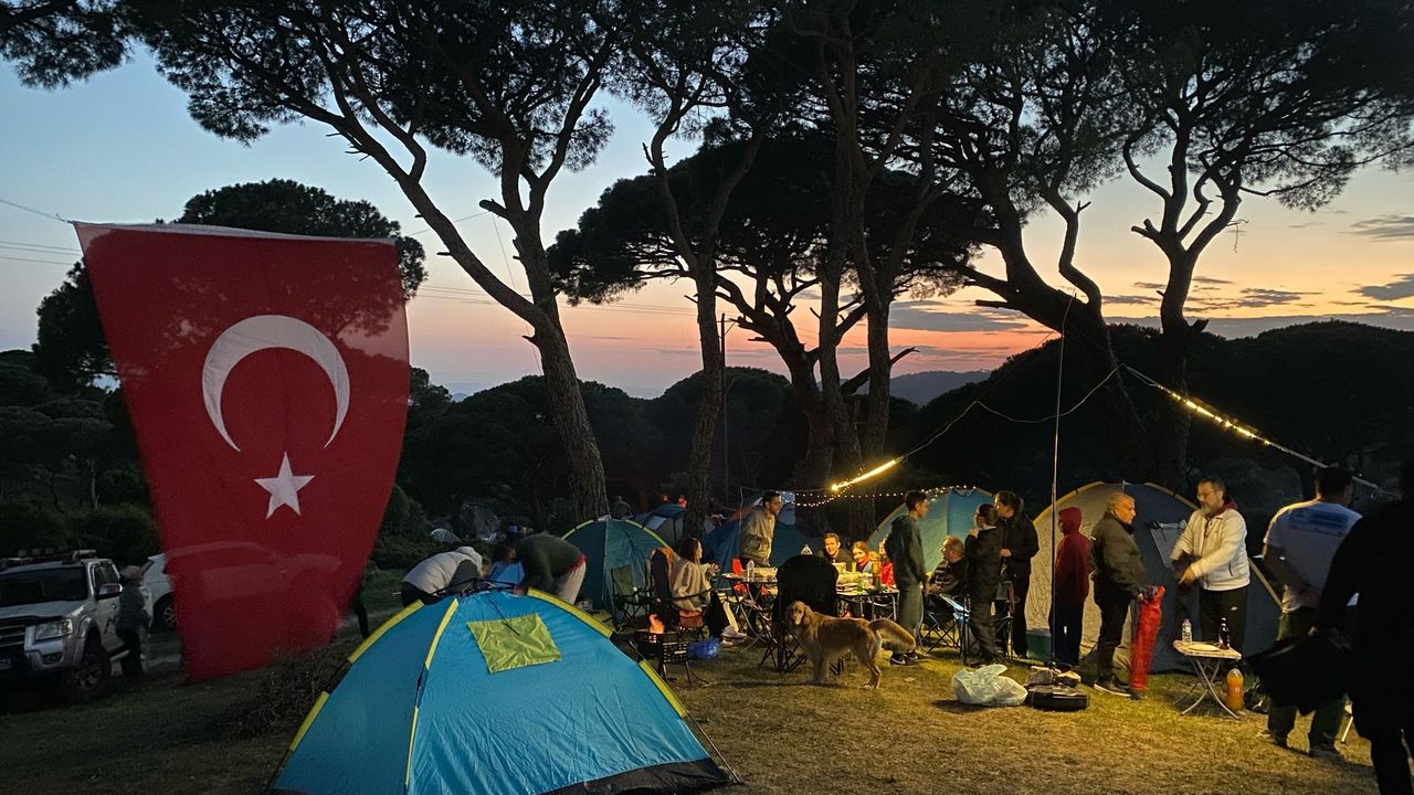 Latmos’un kalbinde şenlik: Bin kişi doğa için yürüdü