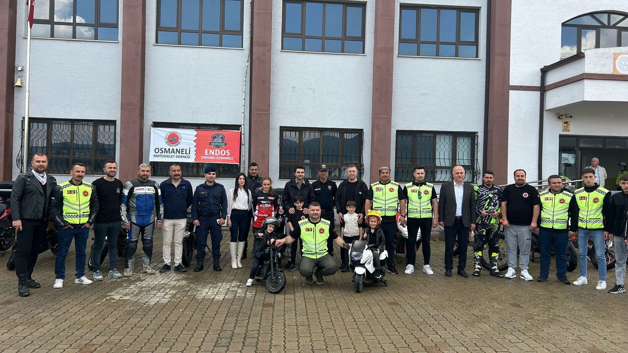 Motosiklet sürücülerine yönelik güvenli sürüş eğitimi!