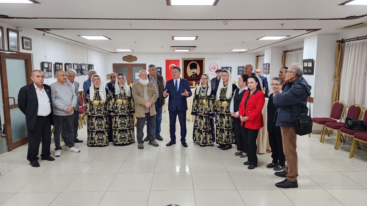 Ankara Kulübü Derneği'nden Pullarda Ankara sergisi