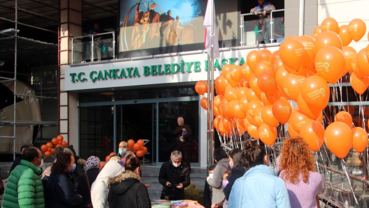 'Yaşamdan Koparılan tüm kadınların anısına' binlerce fidan