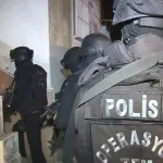 İzmir merkezli yasa dışı silah operasyonu: 13 şüpheli gözaltında