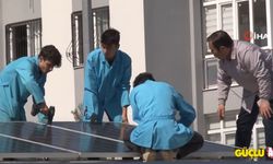 Deprem Bölgesindeki Öğrencilere Güneş Enerjili Konteyner Sınıf Yapıyorlar