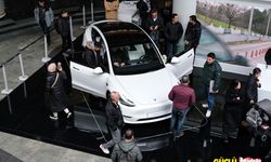 Tesla araçlara ilgi yağıyor