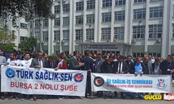 Sağlık çalışanları, Profesör Biçer'e yapılan silahlı saldırıyı protesto etti