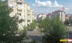 Adana'daki 4.9 büyüklüğündeki deprem kameralara böyle yansıdı
