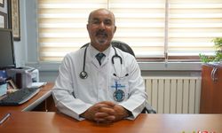 Prof. Dr. Sedat Üstündağ, fazla su içmenin de zararlı olabileceğini belirtti