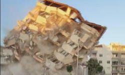 Hatay’da 7 katlı binanın yıkımı panik yarattı