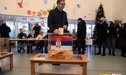 Sırbistan’da halk erken genel seçim için sandık başında!