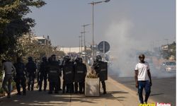 Senegal’de cumhurbaşkanlığı seçimlerinin ertelenmesi sonrası ortalık karıştı