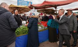 Başkan Murat Ercan Semt Pazarını ziyaret etti