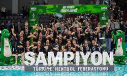 Hentbol Erkekler Türkiye Kupası'nda şampiyon Beşiktaş oldu