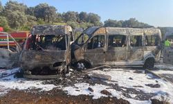 Milas’ta iki minibüs çarpıştı: 14 kişi yaralandı