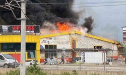 İzmit’te bir markette yangın çıktı