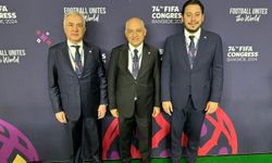 Mehmet Büyükekşi, FIFA Başkanı Infantino ile bir araya geldi!
