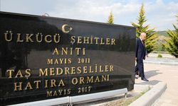 MHP lideri Bahçeli, Ülkücü Şehitler Anıtı'nı ziyaret etti