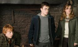 Harry Potter ve Zümrüdüanka Yoldaşlığı filminin oyuncuları kim?