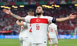 Hakan Çalhanoğlu: ''Kendimizle gurur duymamız gerekiyor''