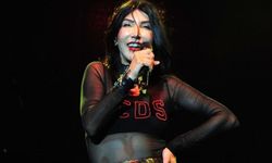 Hande Yener, ODTÜ'lü öğrencilere ücretsiz konser verdi!