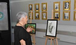 Türkiye Alzheimer Derneği resim sergisi açtı