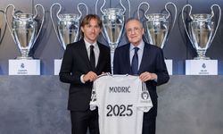 Luka Modric, 1 yıl daha Real Madrid'de