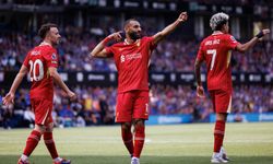 Liverpool, galibiyetle başladı!