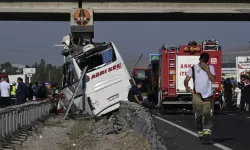 Polatlı'daki otobüs kazasından etkilenen vatandaşlara Aile ve Sosyal Hizmetler Bakanlığından psikolojik destek çalışması