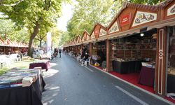 11. Beylikdüzü Barış ve Sevgi Buluşmaları Sahaf Festivali ile başladı