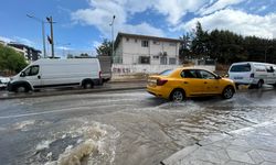 İzmir'i sağanak yağmur vurdu!