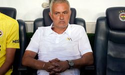 Jose Mourinho, Fenerbahçe'de ilk derbisine çıkacak!