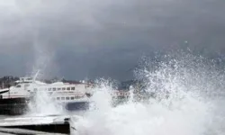 Marmara’da fırtına deniz ulaşımını etkiledi