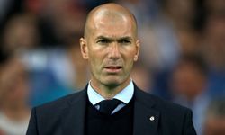 Zinedine Zidane teknik direktörlüğe geri dönüyor!