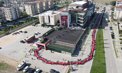 Öğrencilerden teröre lanet, "Yaşasın Cumhuriyet" yürüyüşü