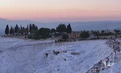 Pamukkale travertenlerinde gün batımı manzarası!