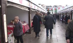 Üsküdar’da yılbaşı pazarı kuruldu