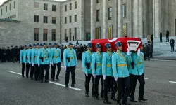 Nahit Menteşe için TBMM’de tören düzenlendi