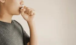 Kış aylarında inatçı öksürük ciddi hastalıkların habercisi olabilir