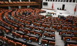 Özgür Özel ve Turan Çömez hakkında yeni fezlekeler Meclis’te
