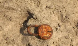 Rüyada paslı kilit görmek ne anlama gelir?