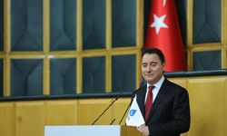 Ali Babacan’dan olay iddia: Ankara'da okulların önünde madde satılıyor