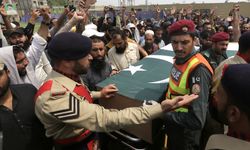 Pakistan, Hindistan’a misilleme için orduya yetki verdi