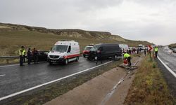 Nevşehir'de kaygan yol kazaya sebep oldu: 7 yaralı
