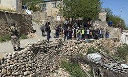 Husumetli aileler arasında feci kavga!