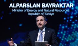 Bakan Bayraktar İstanbul Doğal Kaynaklar Zirvesi’nde konuştu