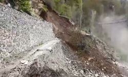 Artvin’de yol çalışması sırasında heyelan!
